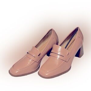 New Journee Collection Womens Square Closed Toe Heel Loafer